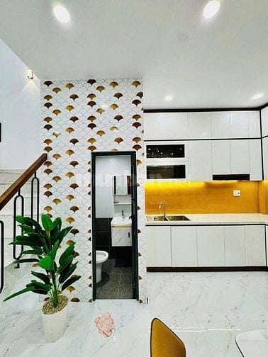 Chủ gửi bán gấp nhà Lê Đình Cẩn, Bình Tân, chỉ 2tỷ 350, (59m2), hẻm 5m