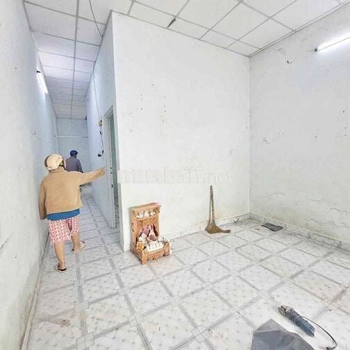 Nhà Sẽ Sơn Mới. Nhà Cấp 4👉4x12m (1Phòng) Hẻm 4m. Lê Đình Cẩn. Bình Tân
