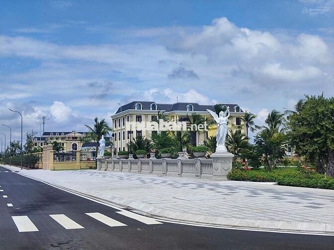 Ban nền đất 112m2 ngay TT hành chính Long An giá 17.2tr/m2 đã có sổ