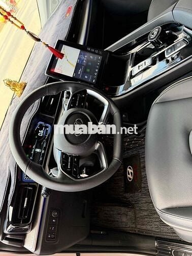 Hyundai Custin 2024 Cao Cấp 2.0T - 24000 km