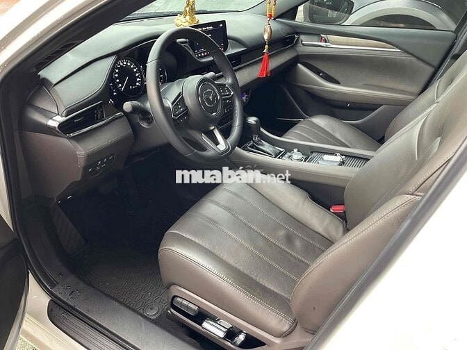 Mazda 6 2022 Signature Premium 2.5 AT - 17000 km