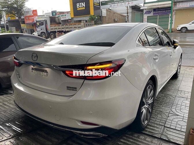 Mazda 6 2022 Signature Premium 2.5 AT - 17000 km