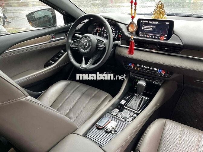 Mazda 6 2022 Signature Premium 2.5 AT - 17000 km