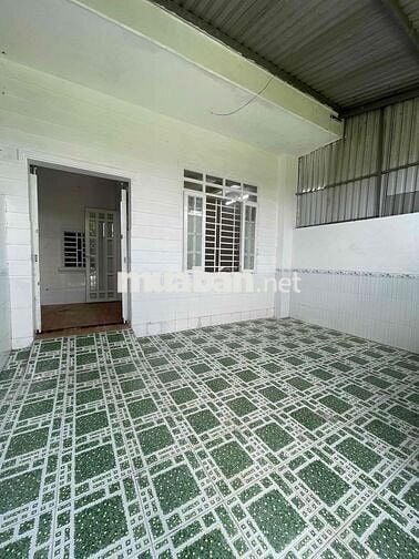 chính chủ cho thuê nhà đẹp nguyên căn 100m2 giá 4 triệu.