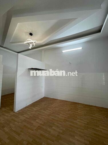 chính chủ cho thuê nhà đẹp nguyên căn 100m2 giá 4 triệu.