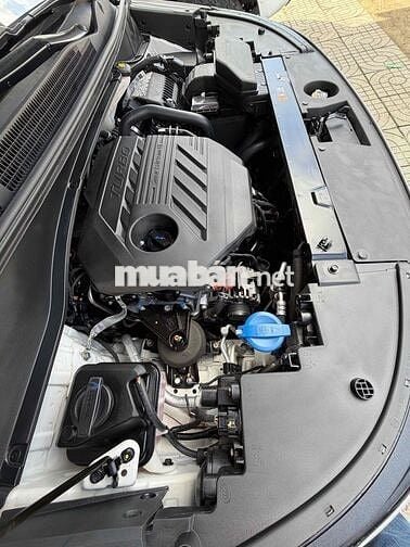 Hyundai Custin 2024 Cao Cấp 2.0T - 24000 km