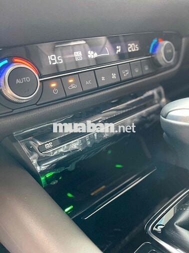 Mazda 6 2022 Signature Premium 2.5 AT - 17000 km