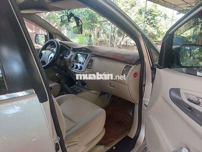Toyota Innova 2014 XL Bạc