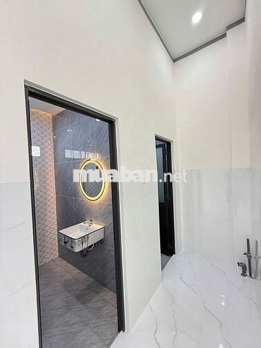 NHÀ MẶT TIỀN HẺM THÔNG NHỰA 10M NGAY CHỢ BÀ LÁT - 795 TRIỆU