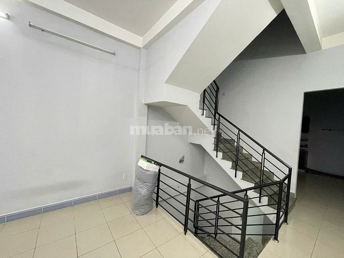 Gấp bán nhà HXH quay đầu 4x19 cách Dương bá Trạc 30m đã hoàn công 10t3