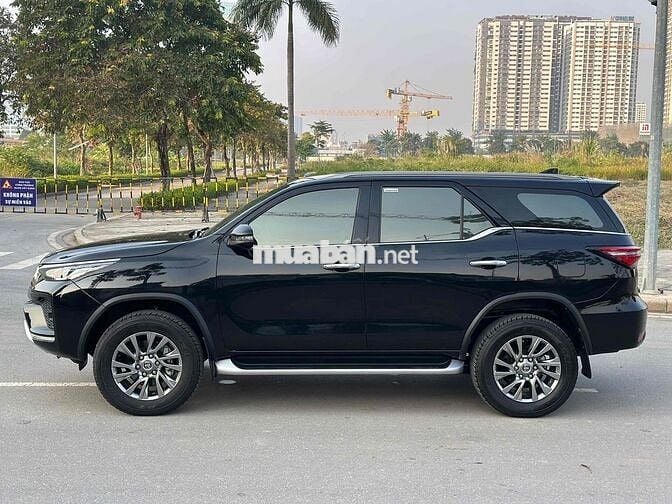 Toyota Fortuner 2021 2.7V 4x4 2 Cầu Máy Xăng Nhập