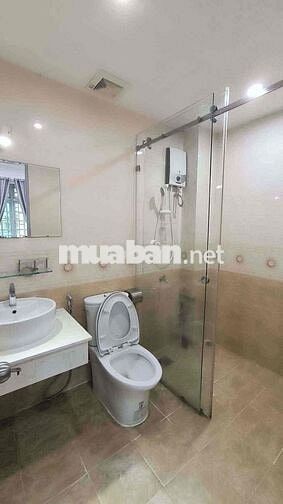 CHO THUÊ NHÀ ĐẸP 3 TẦNG 3PN KHU GẦN PHẠM VĂN ĐỒNG GẦN BIỂN