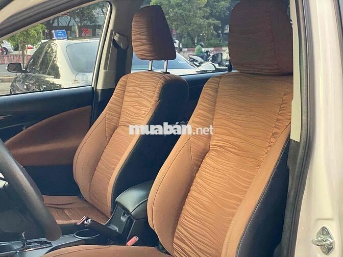 Toyota Innova 2019 2.0G - 68000 km