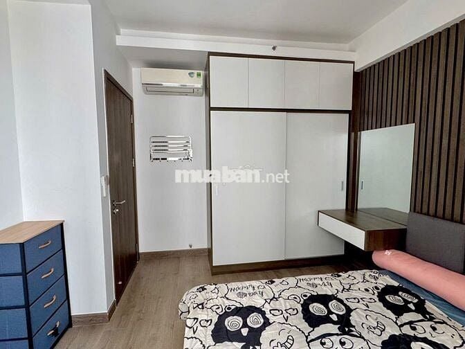 20 CĂN Q7 BOULEVARD CẦN CHO THUÊ NGAY, NHÀ RẤT ĐẸP, TẦNG TRUNG