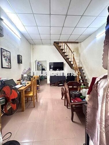 NGUYỄN TẤT THÀNH Q4- SÁT MT - 50m2- 2 TẦNG- CHỈ 4 TỶ NHỈNH