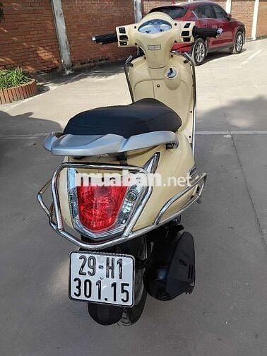 Bán rẻ xe đời mới 2013.còn mới toanh như xe mới