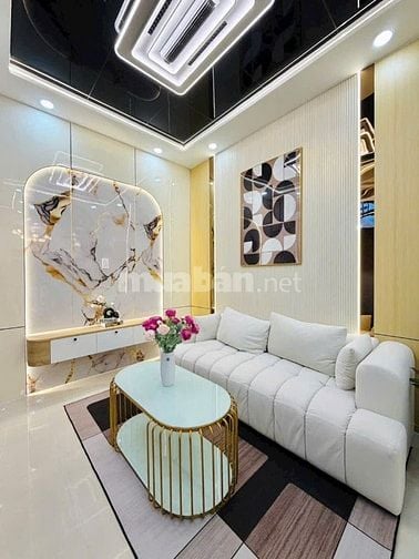 Bán nhà hẻm xe hơi 1 sẹc đường Lê Đức Thọ, P.16, 3,8 x 11, giá 4.4 tỷ