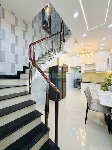 Bán nhà hẻm xe hơi 1 sẹc đường Lê Đức Thọ, P.16, 3,8 x 11, giá 4.4 tỷ