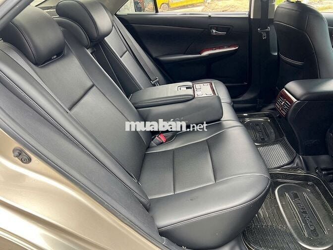 Camry 2.5Q 2014 nội ngoại thất đẹp nét căng