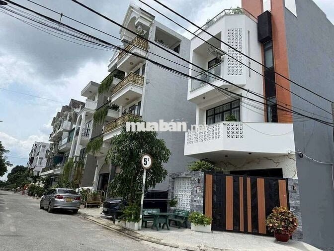 Lô đất đẹp 4,5m x 14m. Hẻm nhựa 14m vỉa hè Khu VIP Đường Lê Thị Riêng