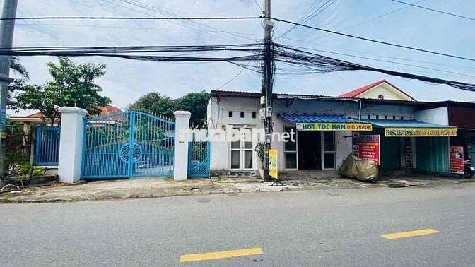 Đất 140m2 (ngang5,8) ,mặt tiền kinh doanh gần Go Dĩ An