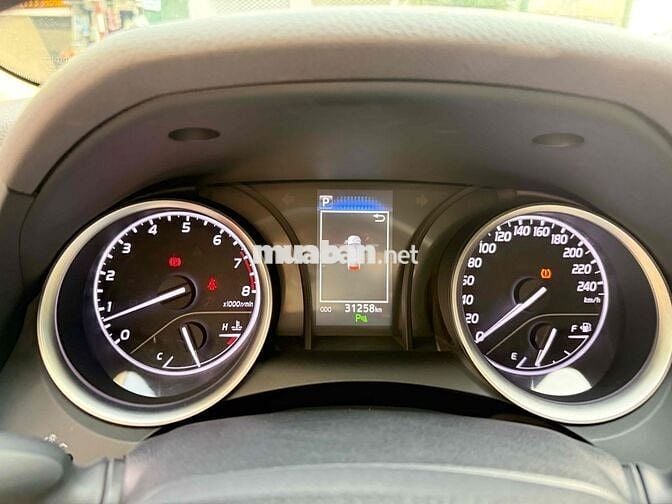 Toyota Camry 2019 2.0G - 31000 km