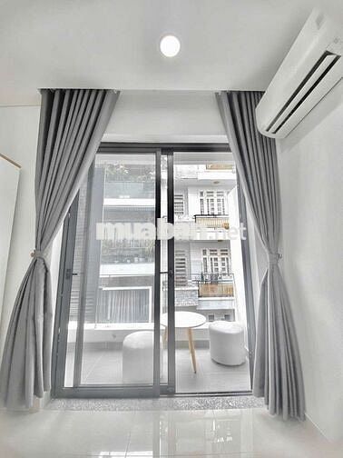 Cho thuê căn 1PN balcony FullNT kề Phú Mỹ Hưng, Khu Chế Xuất Tân Thuận
