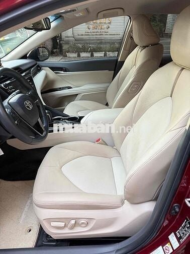 Toyota Camry 2019 2.0G - 31000 km