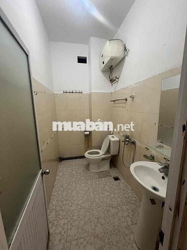 Cho thuê trọ ở nhà nguyên căn 40m2 giá 3tr5 ở ngõ 180 Tây Mỗ