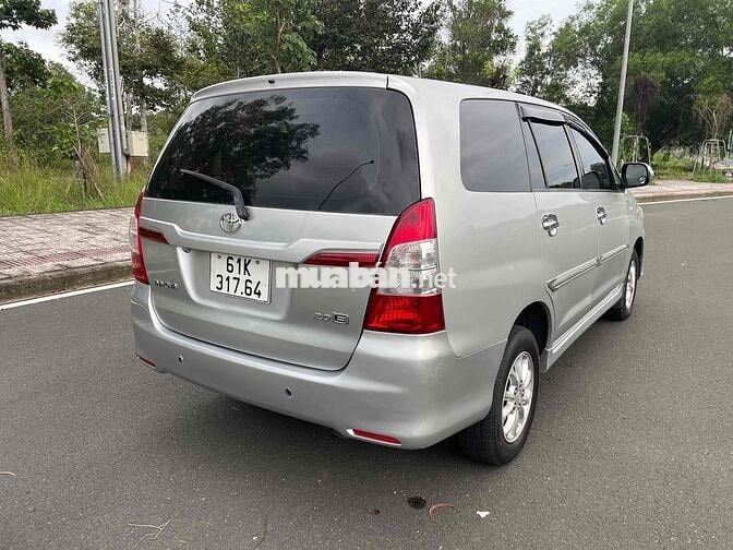 Toyota Innova 2014E 2.0 MT - 123 km