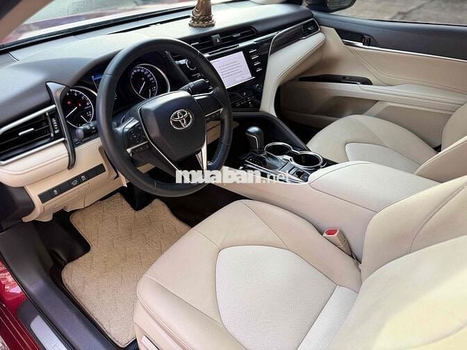 Toyota Camry 2019 2.0G - 31000 km