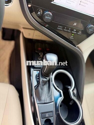 Toyota Camry 2019 2.0G - 31000 km