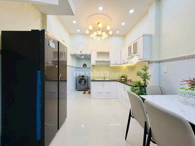 Bán nhà hẻm xe hơi 1 sẹc đường Lê Đức Thọ, P.16, 3,8 x 11, giá 4.4 tỷ