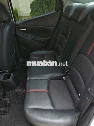 Mazda 2 2015 1.5 Skyactive xe đẹp gas tốti