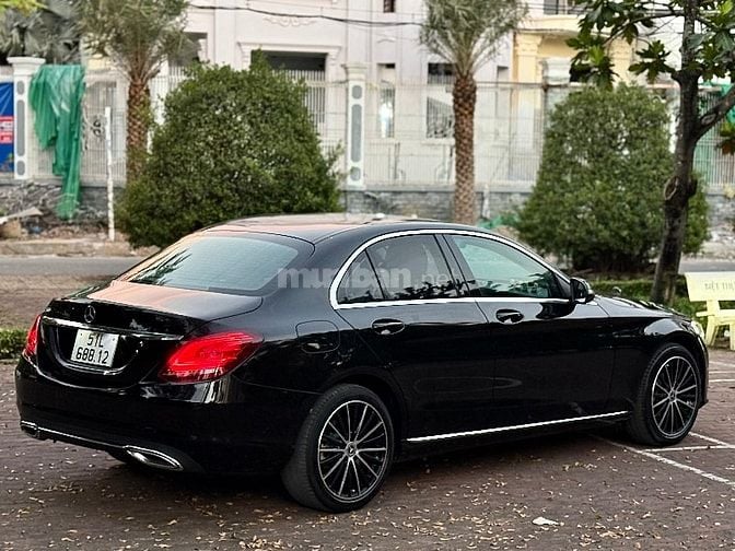 mercedes benz c200 . ( sản xuất : 2019 ) phiên bản : exclusive ( có cử