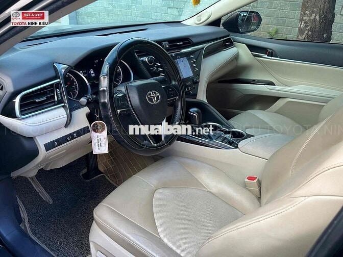 Toyota Camry 2019 2.5Q - 50000 km