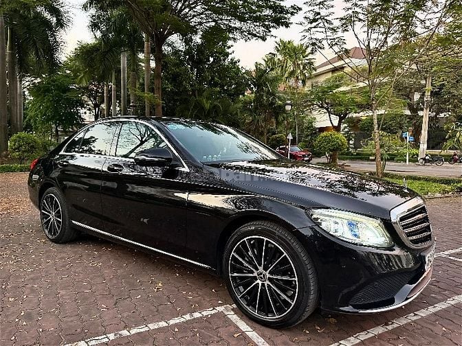 mercedes benz c200 . ( sản xuất : 2019 ) phiên bản : exclusive ( có cử