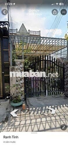 Nhà sổ hồng riêng chính chủ, sát chợ Bình Chánh