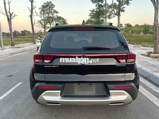 Kia Sonet 2022 Premium 1.5 AT - 58699 km