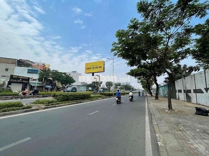 MTKD - CÓ VỈA HÈ - ĐH MAKETING -3PN-SỔ CHUẨN - 2 TẦNG - CHỈ 4.x TỶ TL