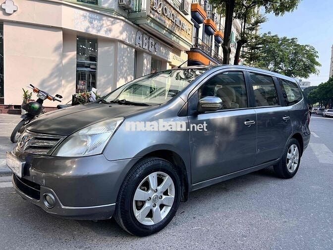 nissan livena số tự động 7 chỗ gia đình