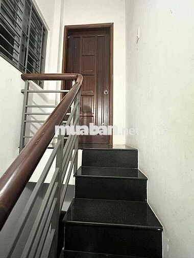 [Chính Chủ] cho thuê phòng tầng 3 XVNT F17 Q. BTHẠNH (cách q1 700m)