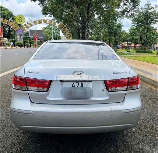 Hyundai Sonata 2010 2.0L MT
