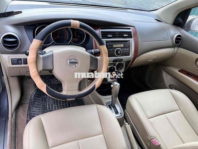 nissan livena số tự động 7 chỗ gia đình