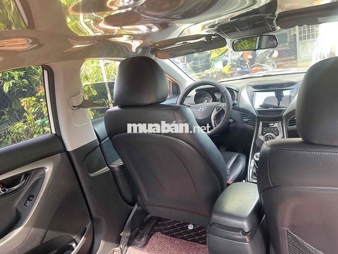 Hyundai Elantra 2014 1.6 MT - 110000 km