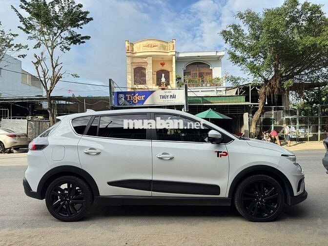 VinFast VF e34 2025 Trắng