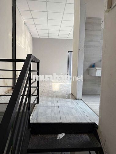 🔥 Căn Góc Đẹp – MT CMT8 Tân Bình – 1 Trệt 2 Lầu – Giá 30TR Còn TL!