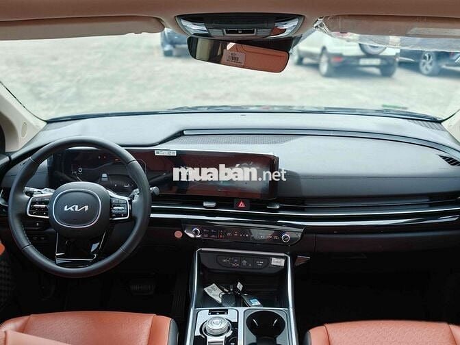 Kia Carnival 2025 2.2D Signature Đen 20000 km