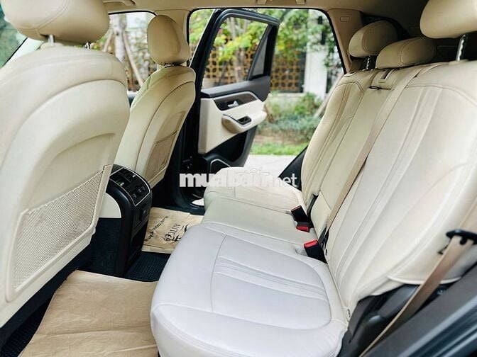 VinFast Lux SA Premium 2020 Đen 38000 km