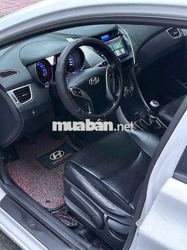 Hyundai Elantra 2014 1.6 MT - 110000 km